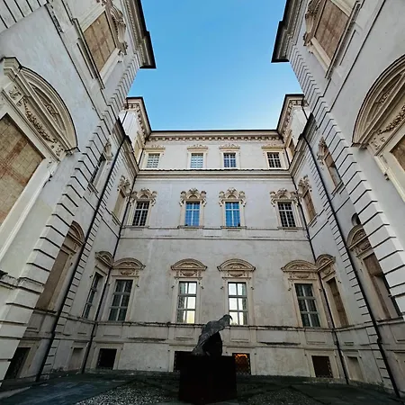 Апартаменты Little's Venaria *